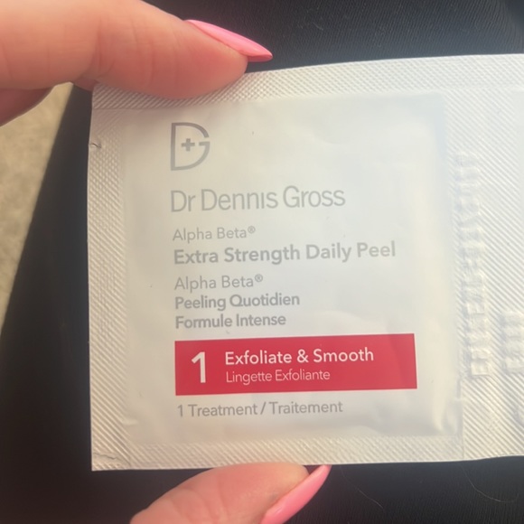 Dr Dennis Gross extra strength daily peel sample - Picture 2 of 5